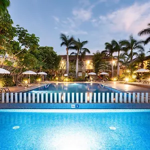 Residencial El Llano Apartment